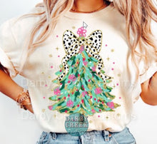 Load image into Gallery viewer, Leopard Print Christmas