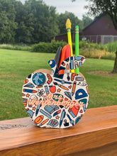 Load image into Gallery viewer, #TeacherAppreciation #PersonalizedPencilHolder #CustomTeacherGift #ClassroomOrganization #EducatorGifts #TeacherDeskDecor #UniqueTeacherGift #SchoolSupplies #PersonalizedDeskAccessory #CustomizedPencilHolder #TeacherDeskDecor #TeacherLife #GiftsForEducators #ThankATeacher #TeacherDeskEssentials #SchoolYearGift #ClassroomDecor #TeacherGiftIdeas #PersonalizedTeacherAppreciation #EndOfSchoolYearGift #DeskOrganization #BackToSchoolGift #ThoughtfulTeacherGift #PersonalizedClassroom #TeacherDeskAccessories
